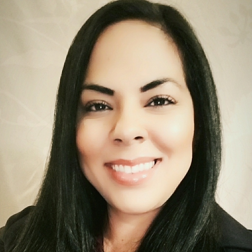 Meet your Posher, Carrie